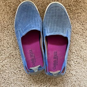 Cobb Hill Suede Slip-on Shoes Size 6.5